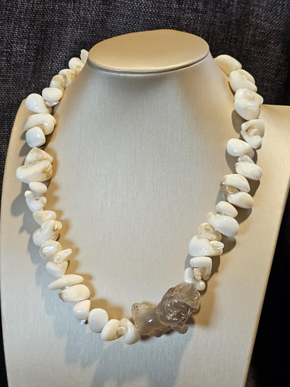 COD: TG0001- Collana – Conchiglia, Perle, Agata Grigia e Acciaio