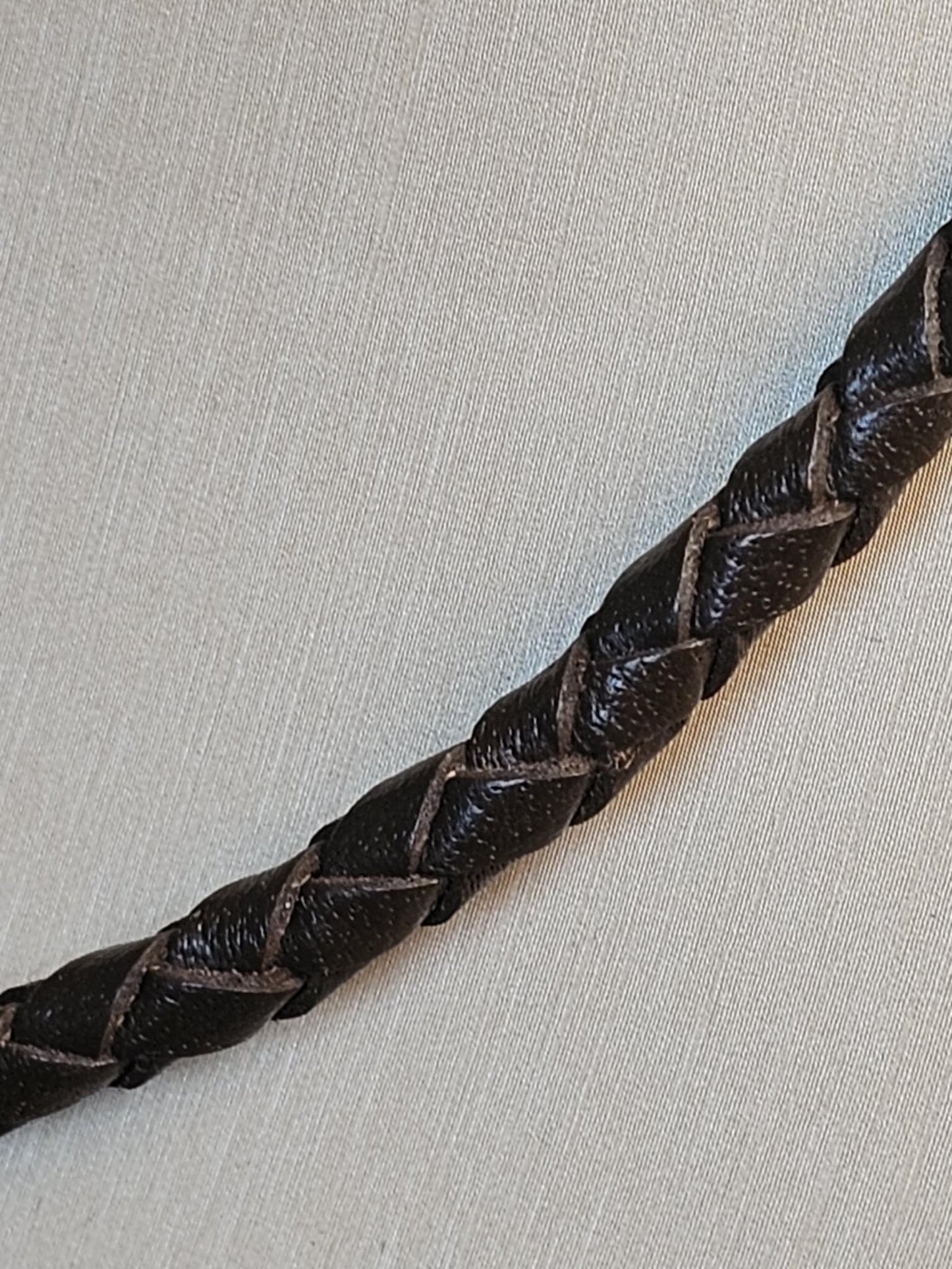 COD: TGU0002- Collana – Legno di Ulivo, Ambra, Cuoio e Argento 925