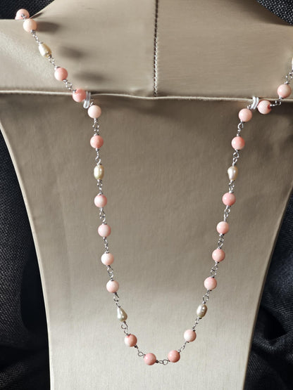 COD:TGP0006 – Collana lunga porta-essenze in legno di ulivo, corallo rosa, perle e argento 925/acciaio