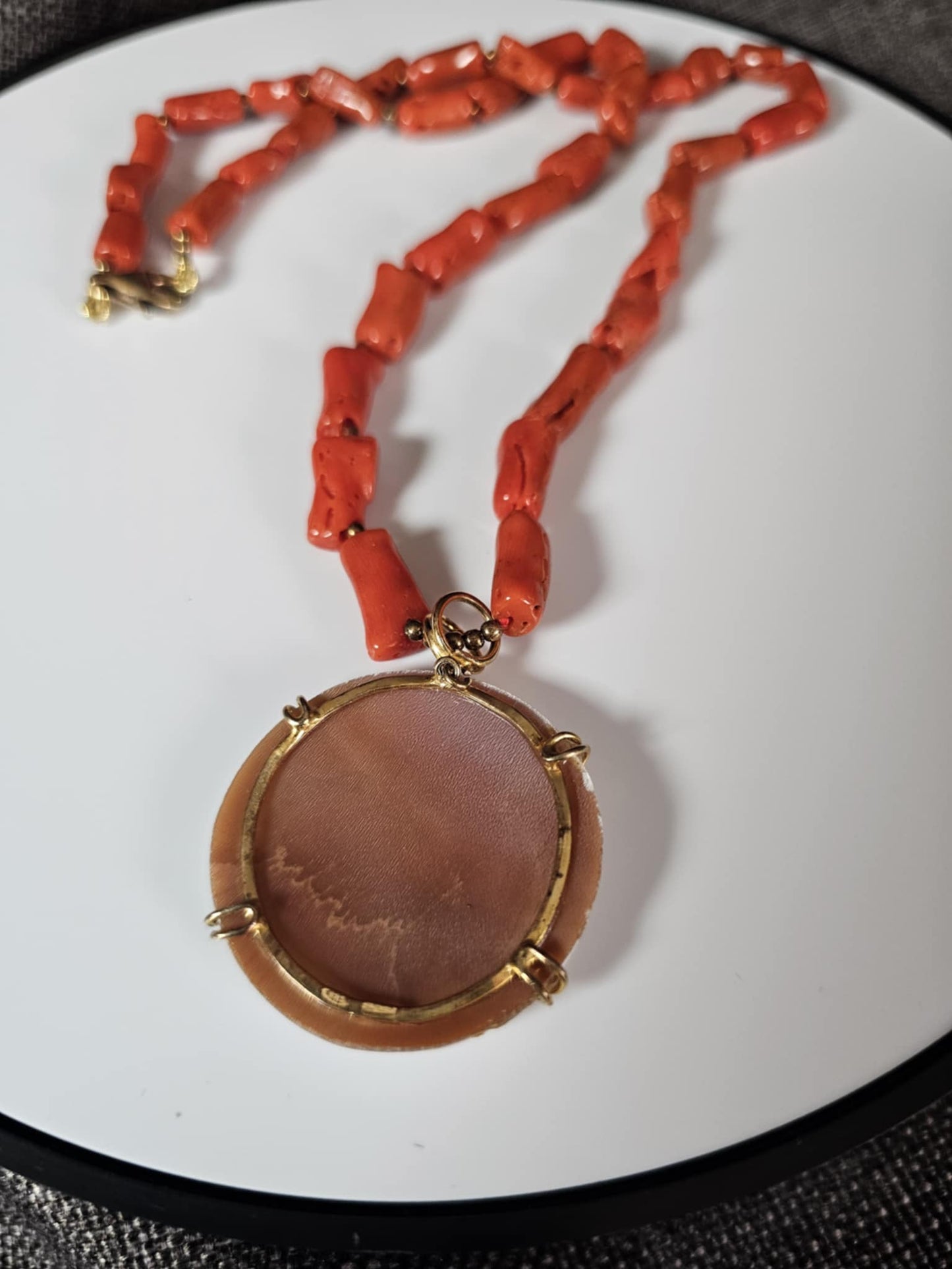 COD:TG0009 – Collana in corallo del Mediterraneo, cammeo e argento 925