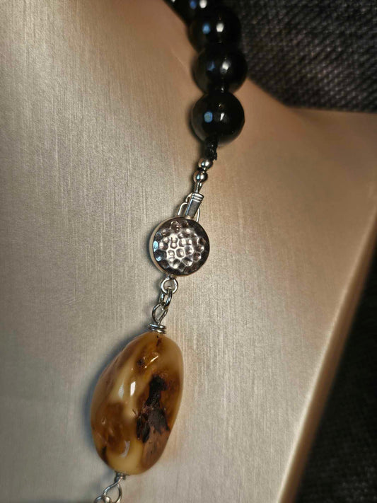 COD: TG0008- Collana – Agata nera, Acquamarina, Ambra, Osso e Argento 925