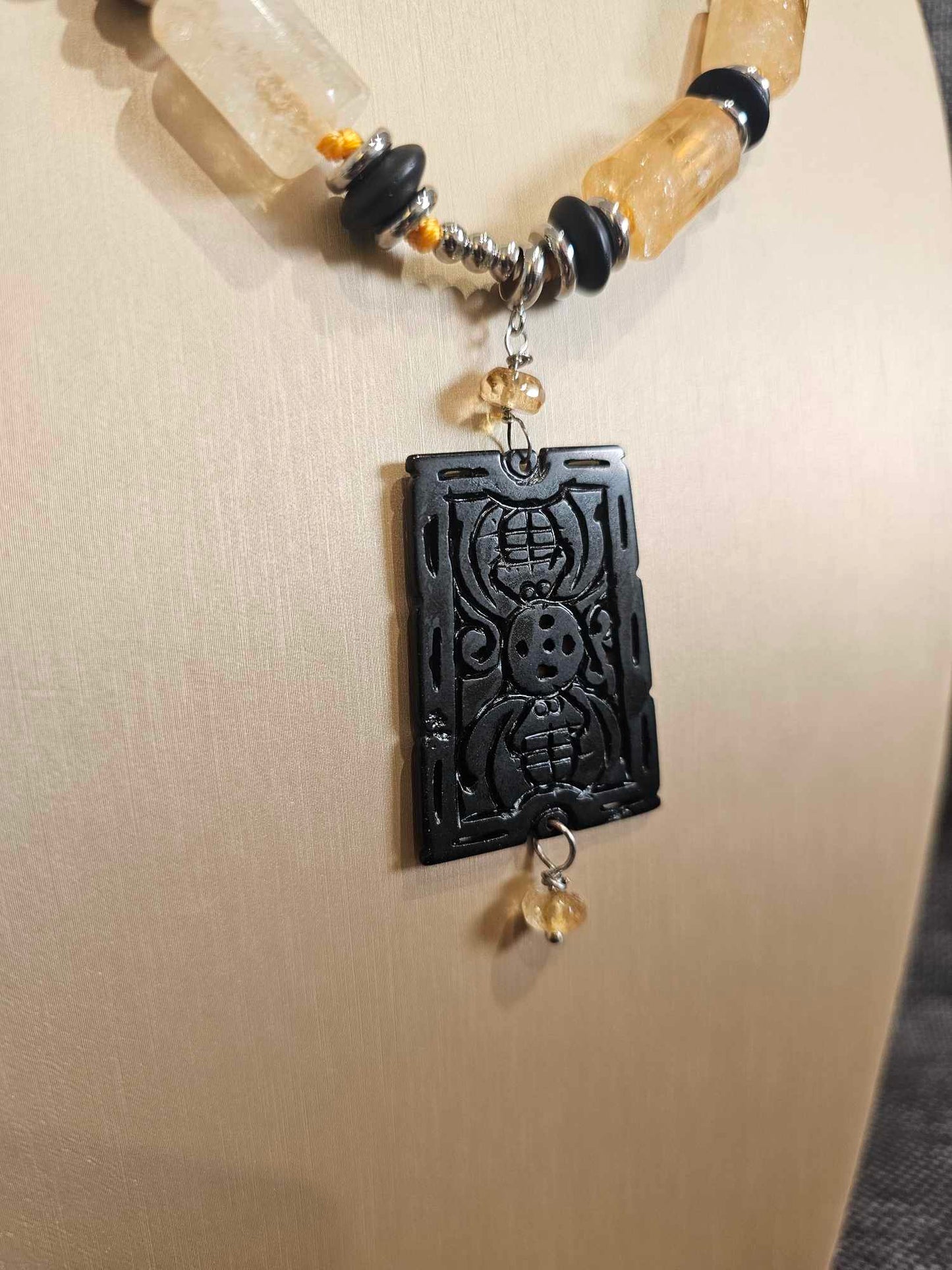 COD: TG0005- Collana – Quarzo Citrino, Agata Nera e Acciaio