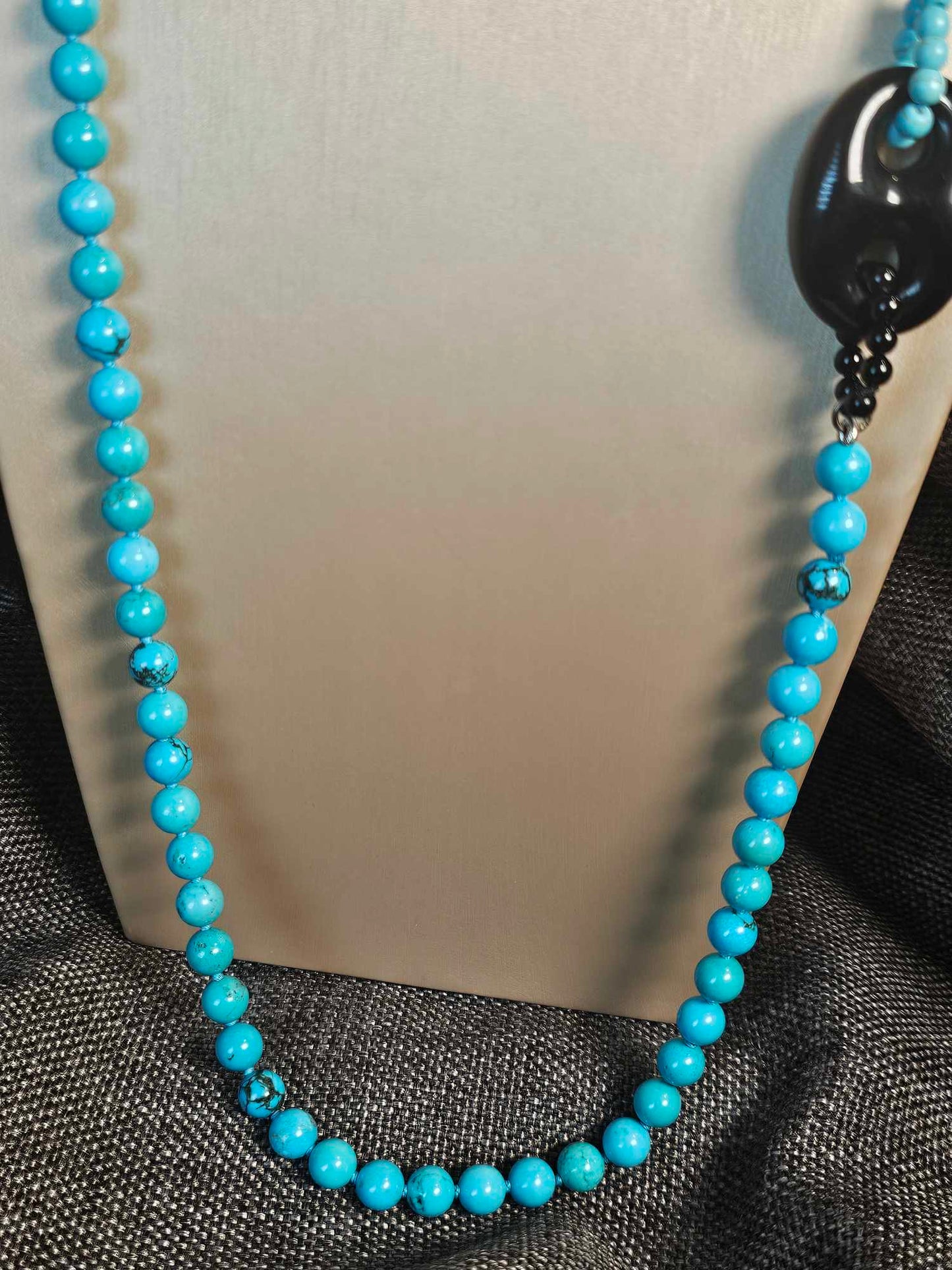 COD: TG0007- Collana – Agata nera, Turchese, Howlite azzurra e Argento 925