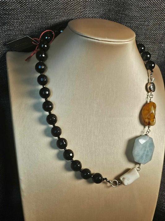 COD: TG0008- Collana – Agata nera, Acquamarina, Ambra, Osso e Argento 925