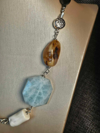 COD: TG0008- Collana – Agata nera, Acquamarina, Ambra, Osso e Argento 925