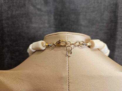 COD: TG0004- Collana – Ambra, Quarzi Verdi, Osso e Acciaio Dorato