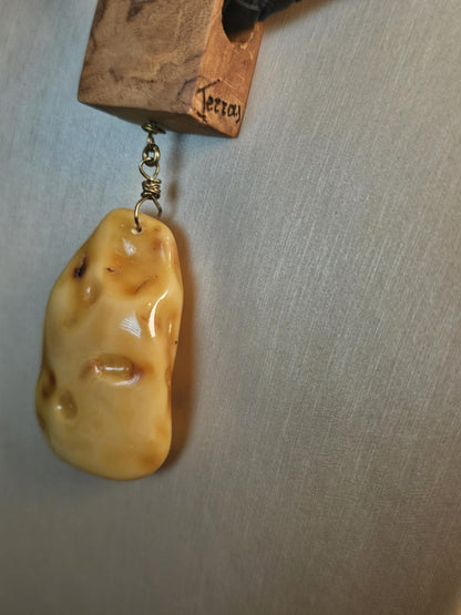 COD: TGU0002- Collana – Legno di Ulivo, Ambra, Cuoio e Argento 925