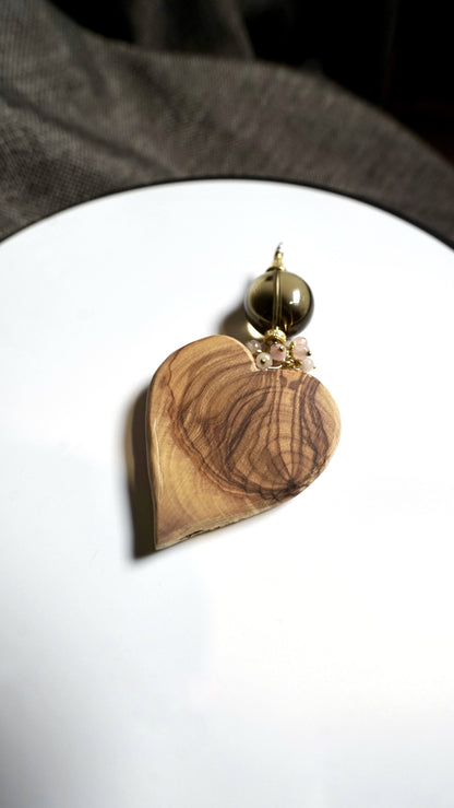 COD:TGU0009 – Ciondolo- Legno d’ulivo, argento 925, zirconi, quarzo fumé, agata