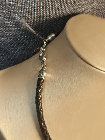 COD: TGU0002- Collana – Legno di Ulivo, Ambra, Cuoio e Argento 925