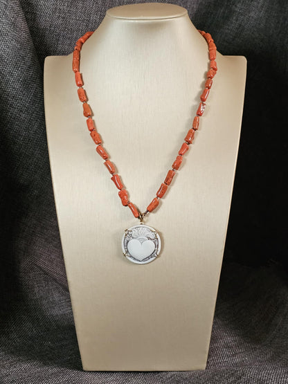 COD:TG0009 – Collana in corallo del Mediterraneo, cammeo e argento 925