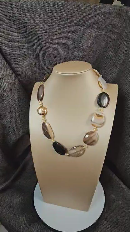 COD:TG0011 – Collana in legno fossile agatizzato, quarzo citrino e argento 925 dorato