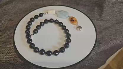 COD: TG0008- Collana – Agata nera, Acquamarina, Ambra, Osso e Argento 925