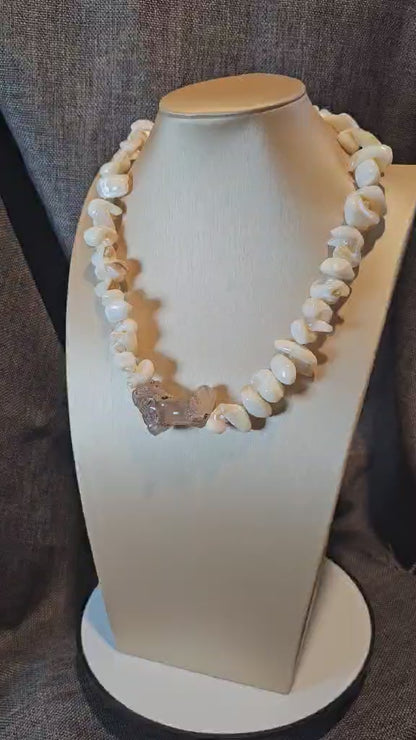 COD: TG0001- Collana – Conchiglia, Perle, Agata Grigia e Acciaio